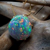 Collier Cosmos